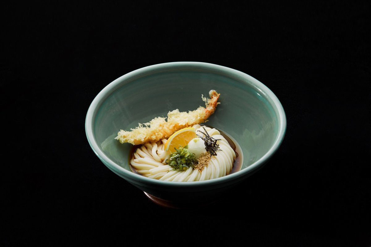 정호영 셰프의 대표 메뉴인 카덴 시그니처 냉우동(붓카케 우동) 사진제공|롯데호텔 서울