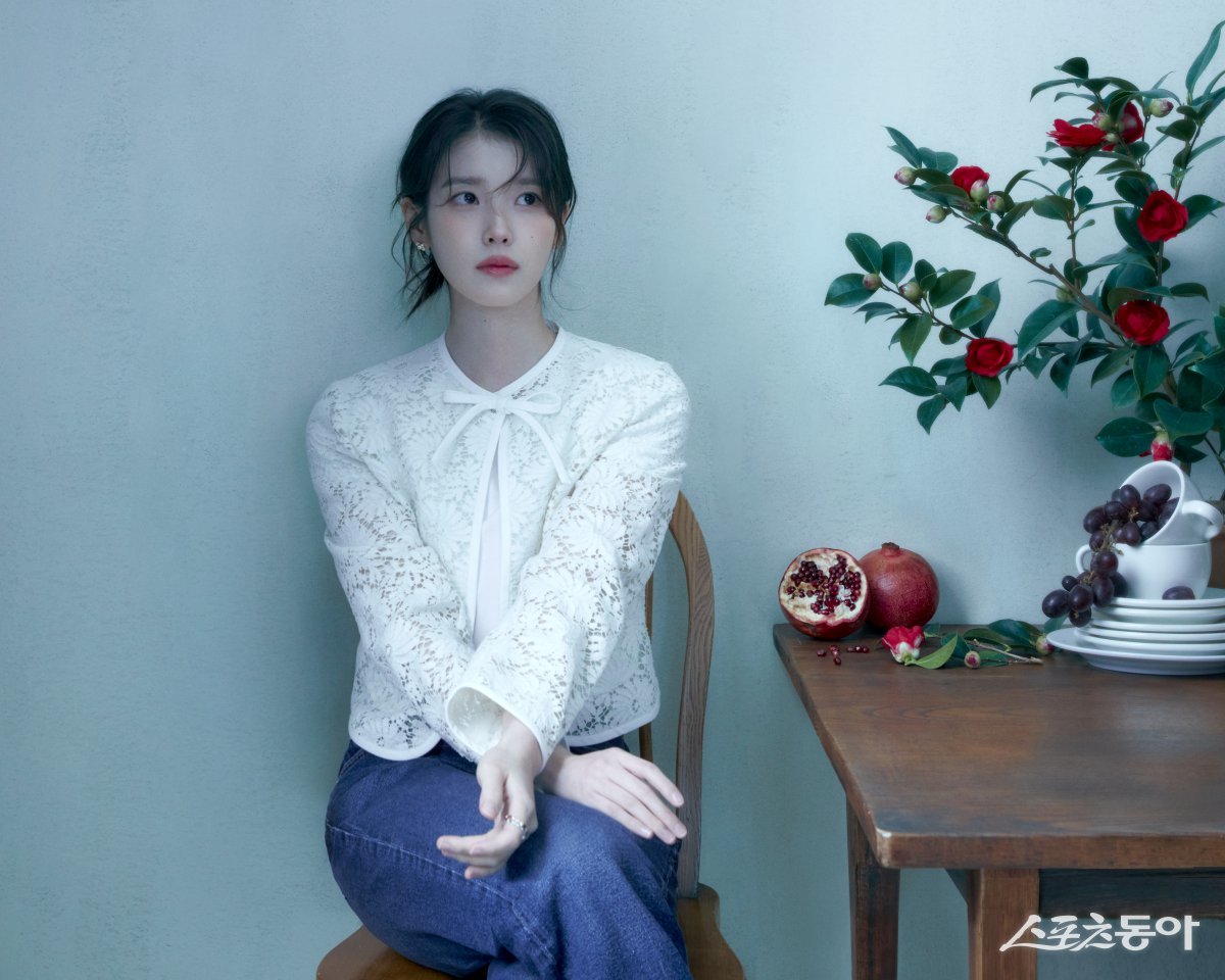 아이유. 사진제공 | 넷플릭스