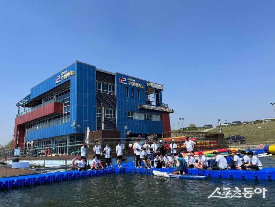 현재 해양·수상 스포츠 행사에서 패들보드를 활용한 안전가드가 증가하는 추세이다. 사진제공｜여주도시공사