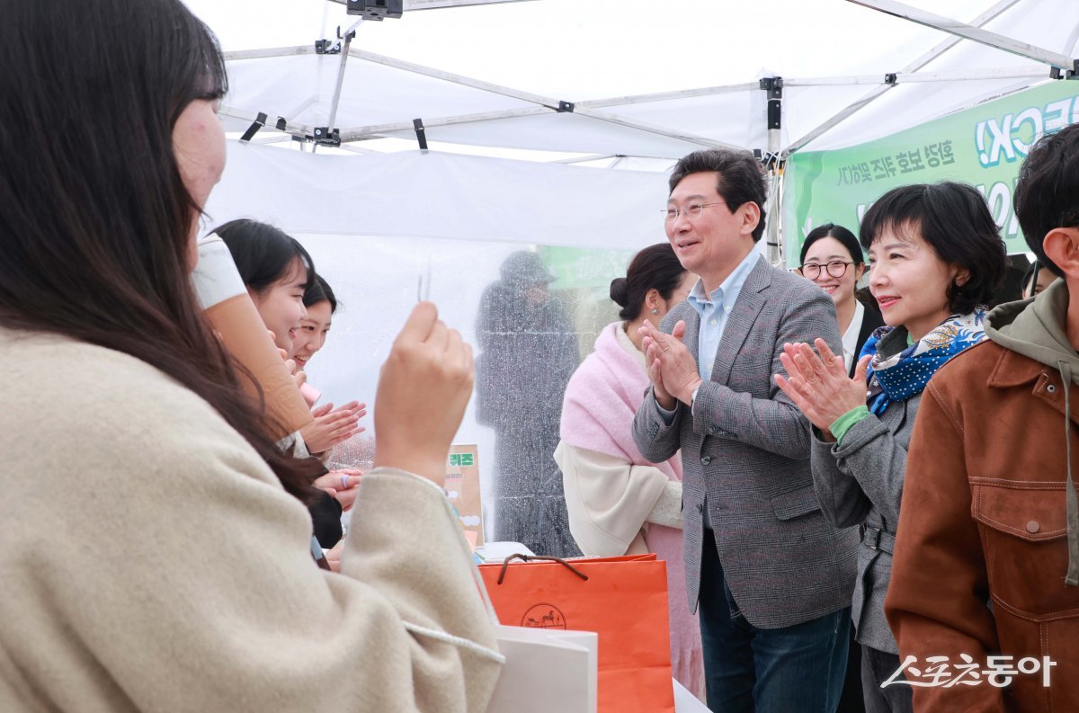 이상일 용인특례시장이 지난 5일 한국부인회 용인시지회 발족식에 참석했다. 사진제공|용인시