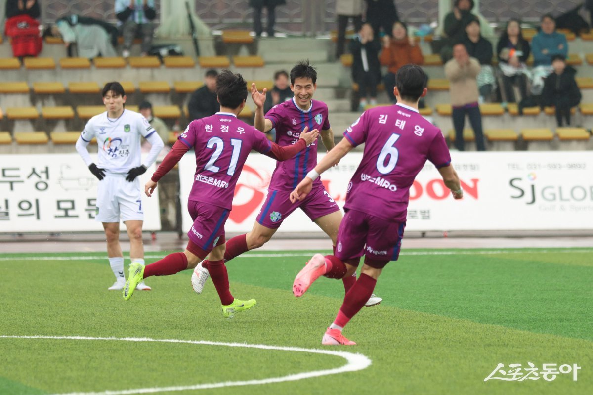 남양주시민축구단(이하 남양주FC)은 지난 5일 남양주종합운동장에서 경기 모습. 사진제공ㅣ남양주시