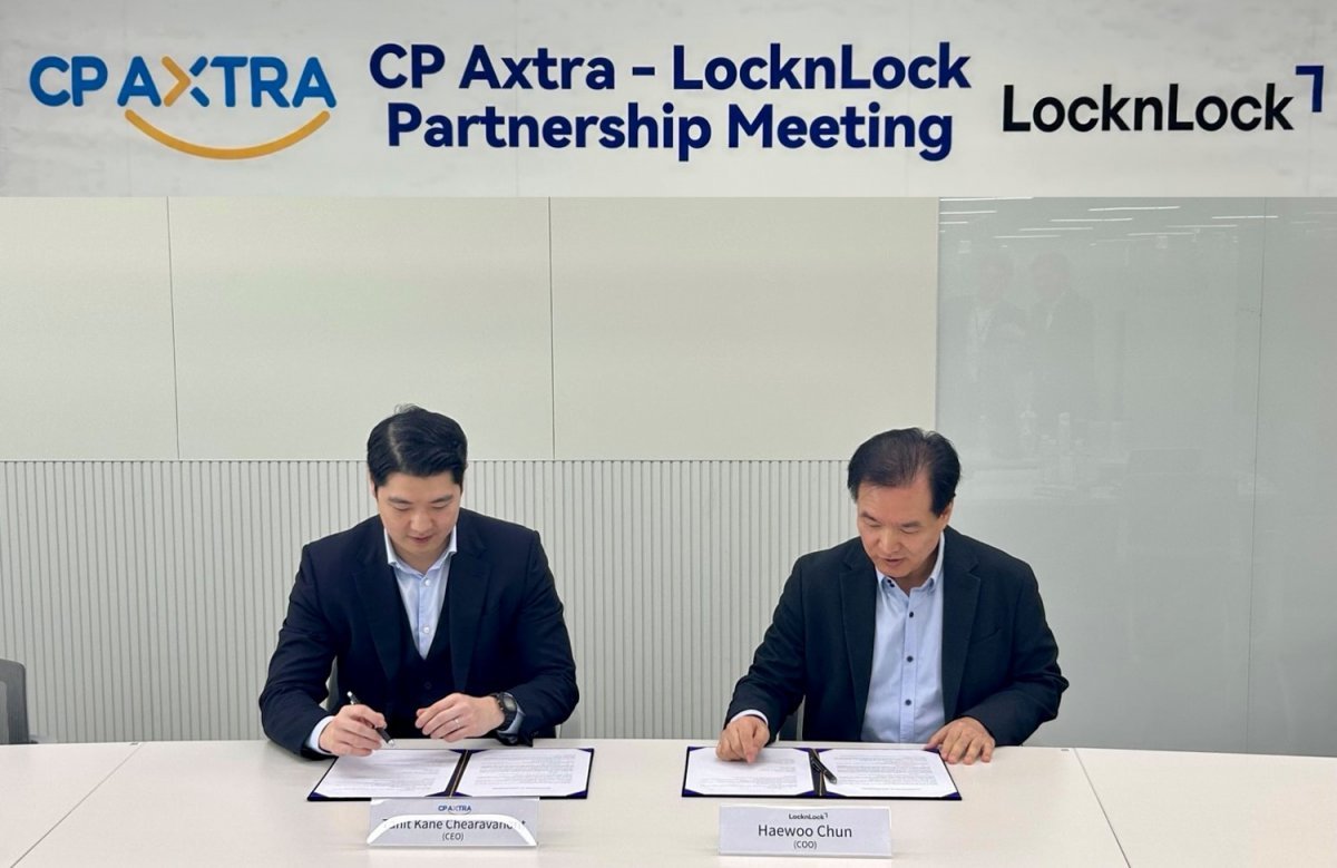 타닛 치라바논 CP Axtra CEO(왼쪽)와 천해우 락앤락 COO 부사장. 사진제공｜락앤락