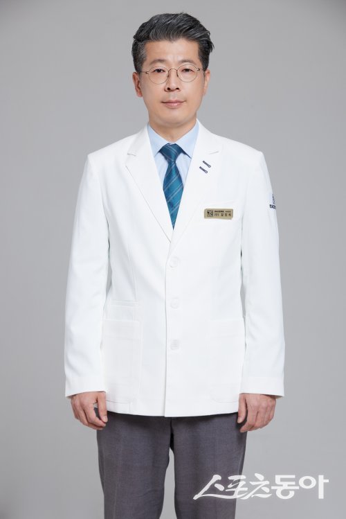 의정부 연세고든병원 관절외과 강진석 원장.  사진제공ㅣ의정부 연세고든병원