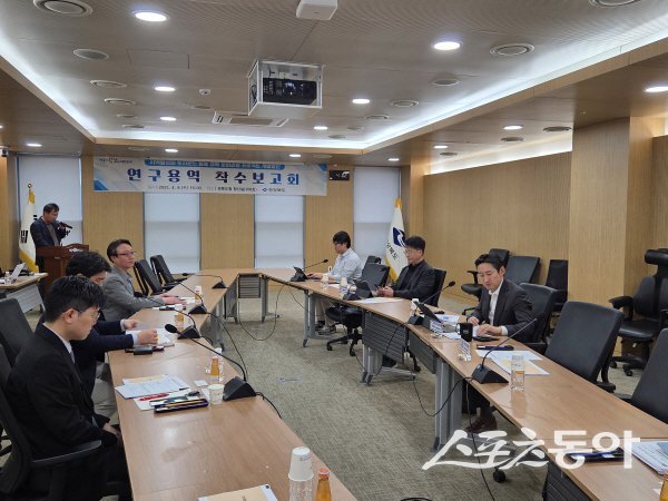 경북도가 지역활성화 투자펀드 활용 문화관광 프로젝트 개발 용역 보고회를 진행하고 있다. 사진제공 ㅣ 경북도