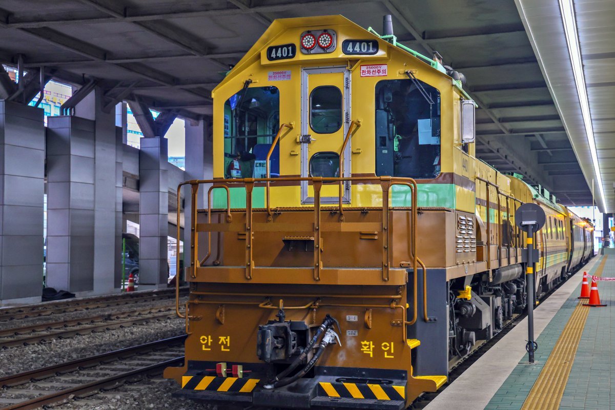 교외선 열차         사진제공｜코레일관광개발