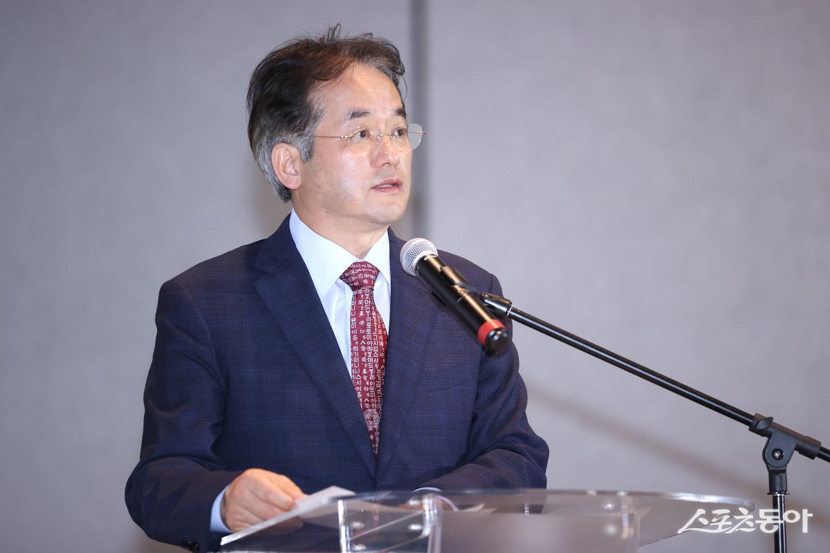 PWCC 운영계약 체결식에서 축사 중인 이동환 고양시장.  사진제공ㅣ고양시