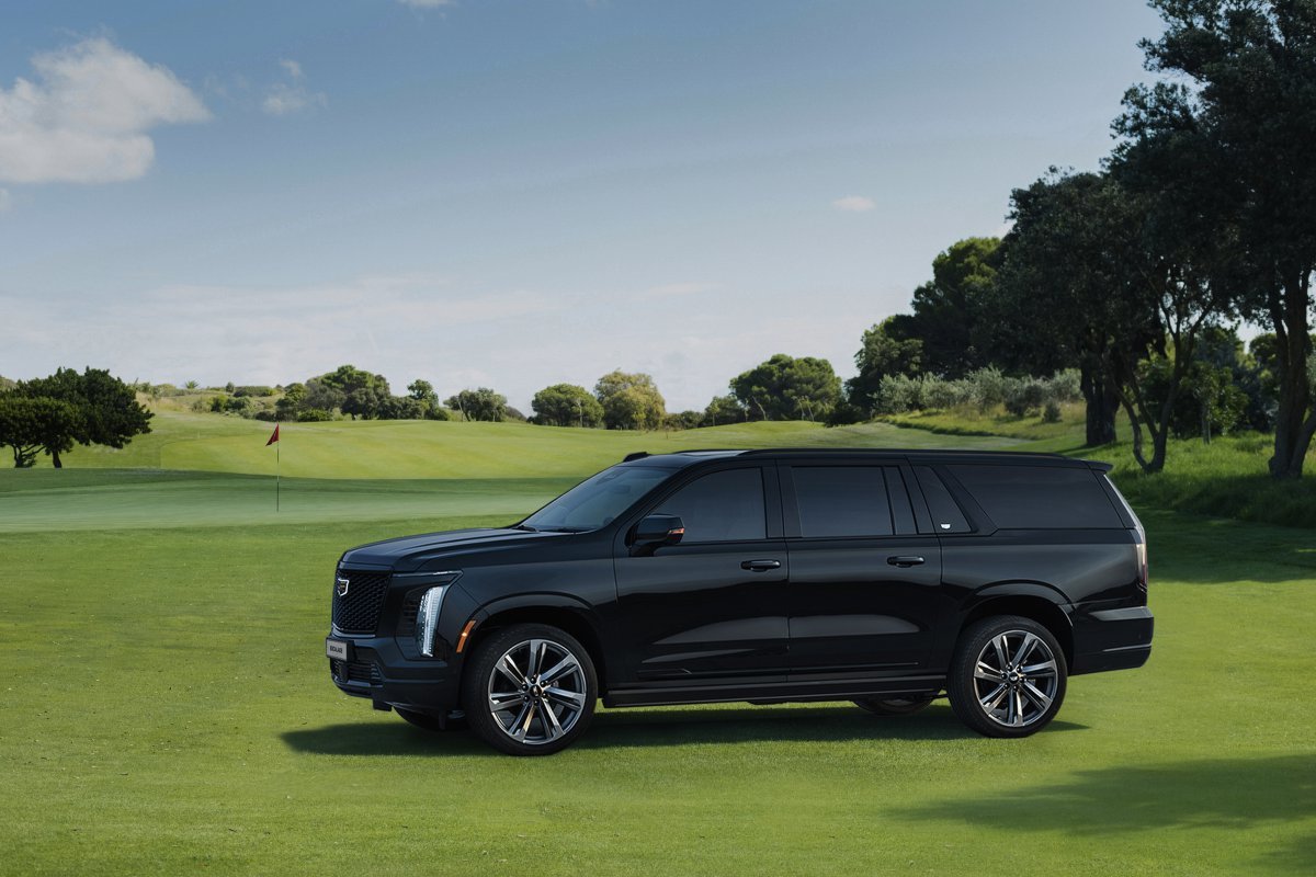 더 뉴 에스컬레이드 측면 이미지. 사진제공｜GM