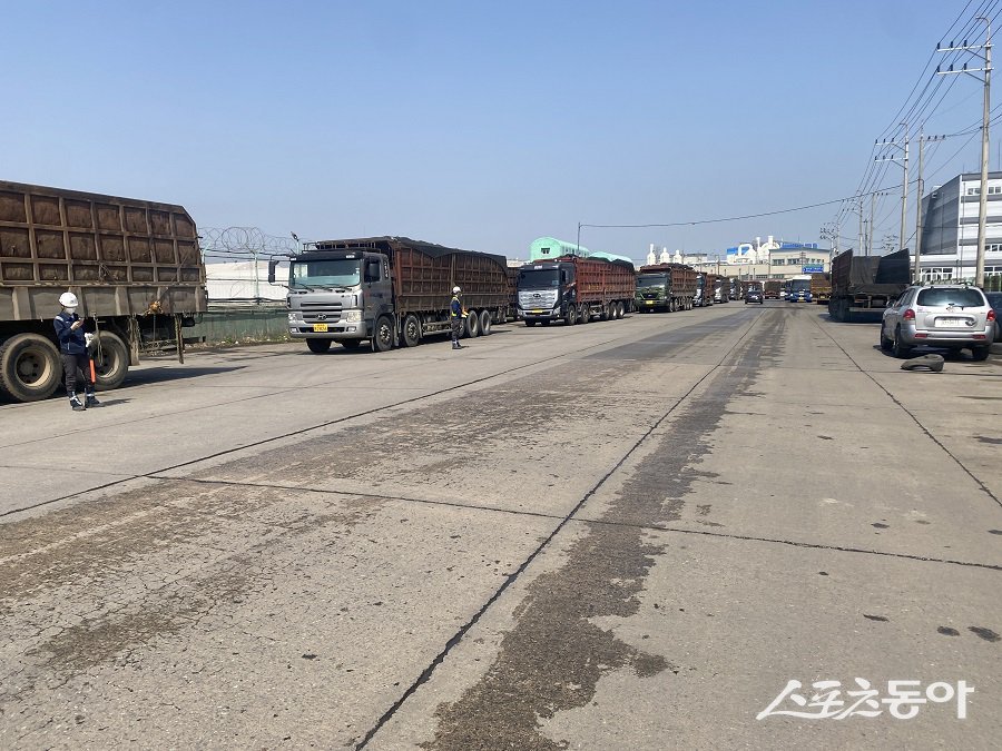 인천 동구, 고철운반차량 방진덮개설치 민관 합동점검을 추진했다. 사진제공|인천 동구청