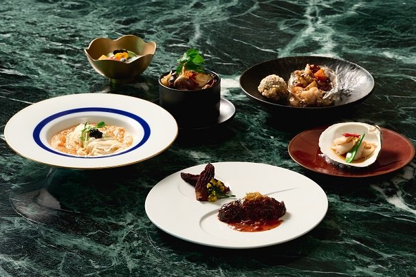 ·Ôµ¥È£Åھظ®Á¶Æ®, Á߽Ĵç ÅëÇÕ ¡®º½ Ư¼± ÄÚ½º¡® ¼±º¸¿©