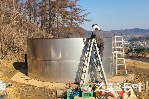 청송군, 산불 피해 농업생산 기반 시설 복구 추진. 사진제공 l 청송군