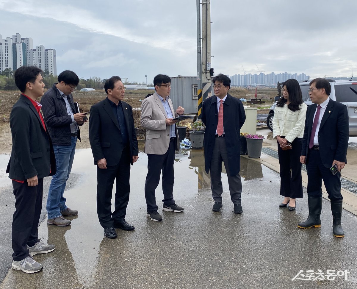 배준영 국회의원은 지난 22일 오후 영종국제도시 내 종합병원 부지 후보 3곳을 직접 방문해 부지 현황 및 추가 선정 가능성을 면밀히 점검했다. 사진제공|배준영 의원