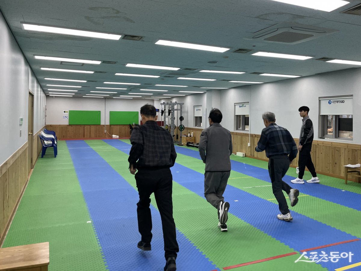 심폐지구력 측정을 위한 20m 왕복달리기 측정. (사진제공=부산시설공단)