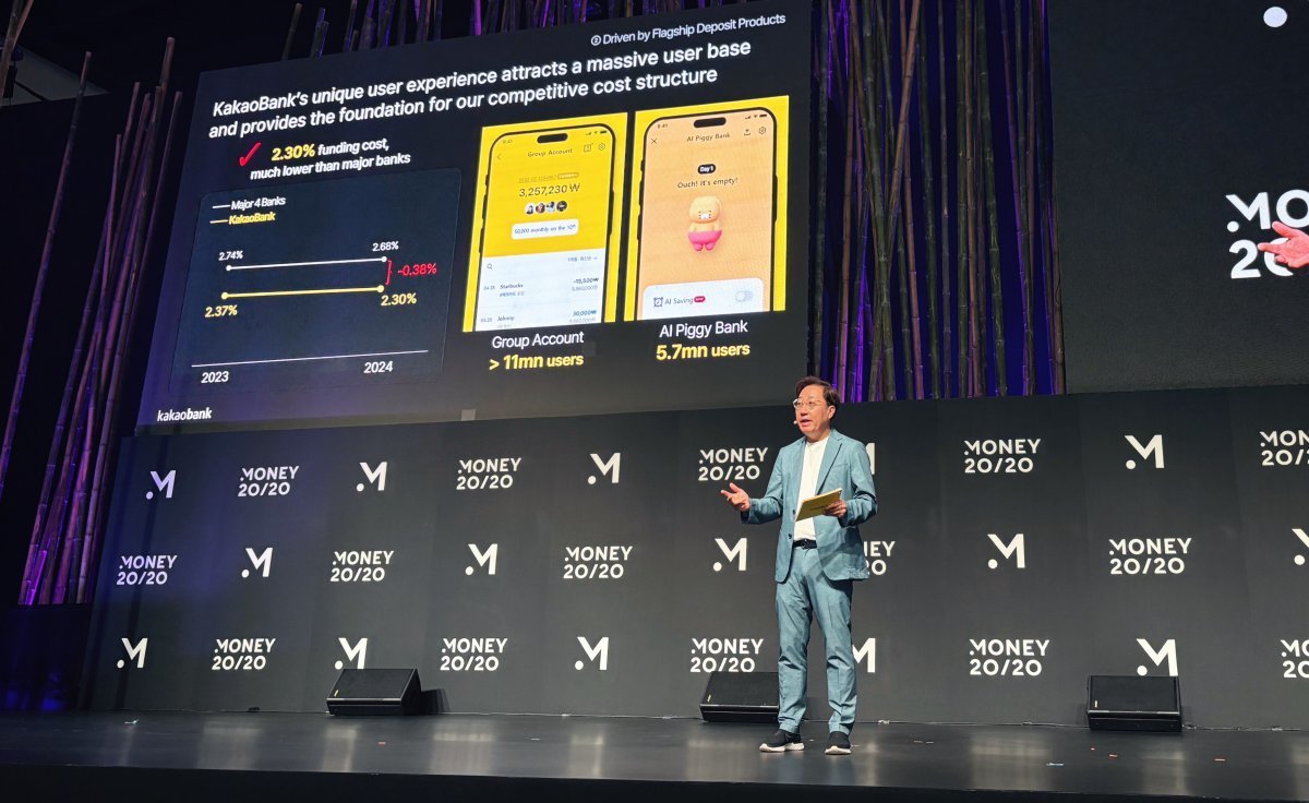 카카오뱅크가 글로벌 무대를 배경으로 ‘K-금융 세계화’에 박차를 가하고 있다. 사진은 ‘머니 2020 아시아’에 기조 연설자로 나선 윤호영 카카오뱅크 대표. 사진제공｜카카오뱅크