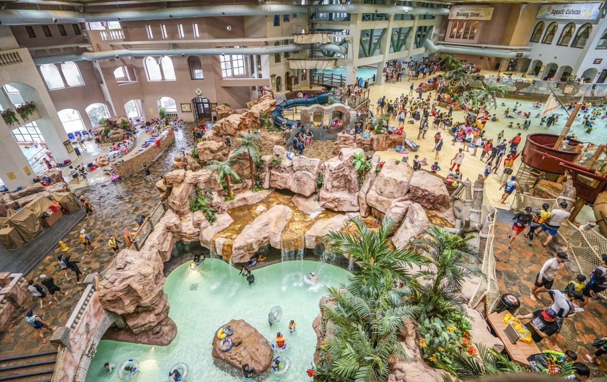워터파크 캐리비안 베이의 실내시설인 아쿠아틱 센터 사진제공|에버랜드