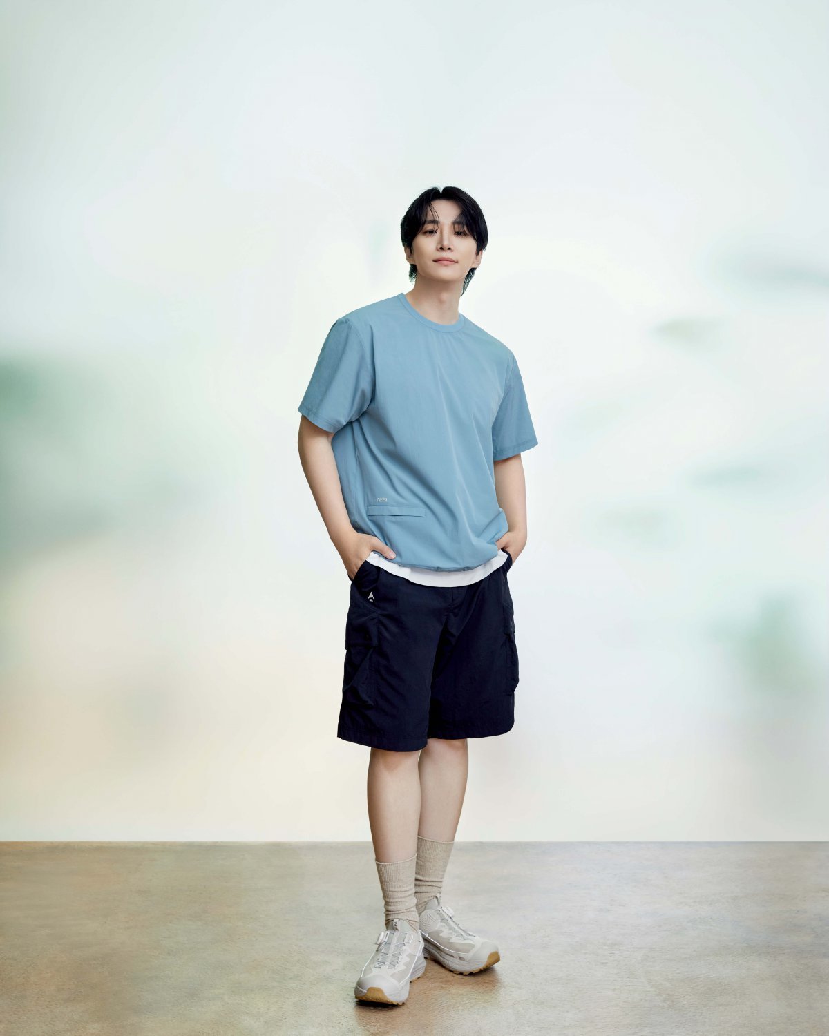 ‘컴포 쿨 포켓 반팔 티셔츠’를 입은 네파 모델 이준호.   사진제공 ｜ 네파