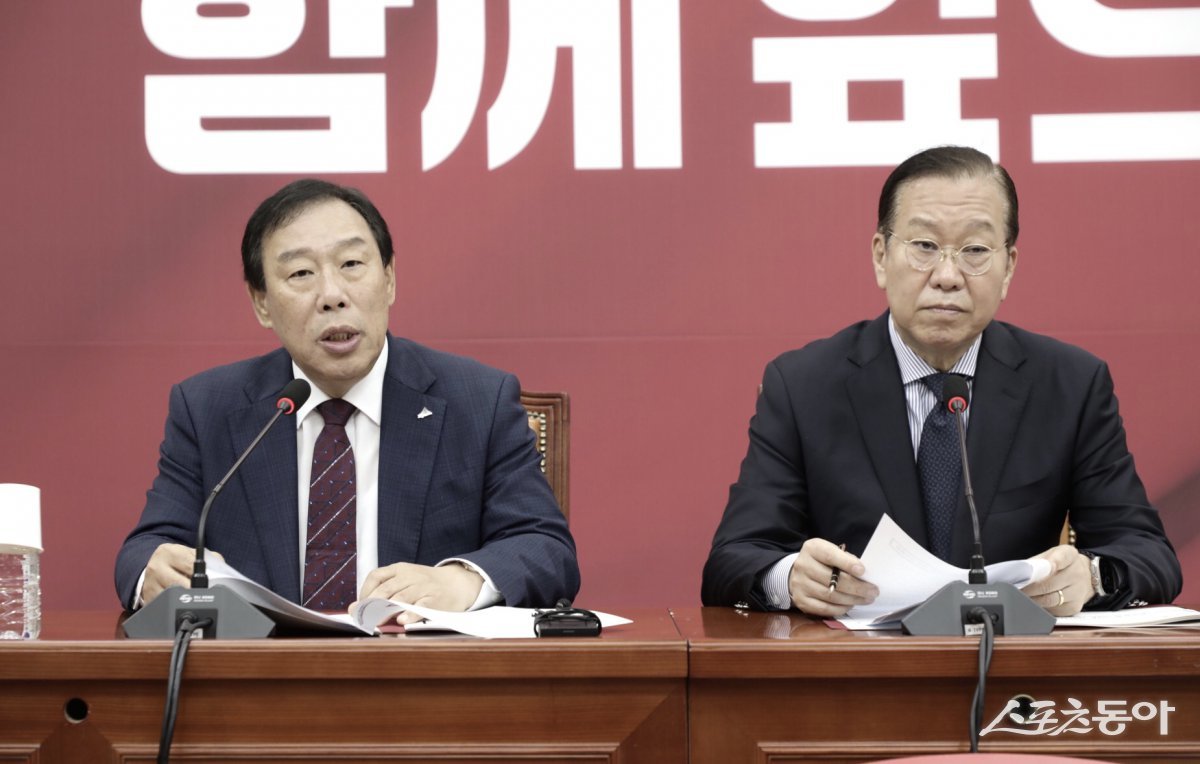 최민호 시장은 권영세 국민의힘 비상대책위원장과 1대 1 면담을 가졌다. 사진제공|세종시