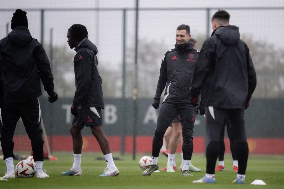 맨유 선수들이 밝은 표정으로 팀 훈련에 임하고 있다. 사진출처|맨체스터 유나이티드 SNS