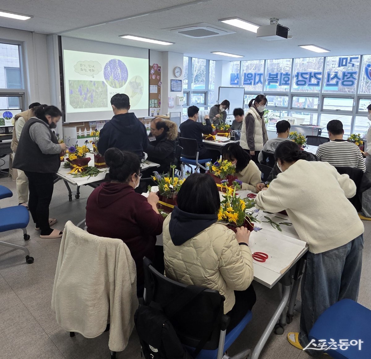 ‘구미회복지원센터’내 중증 정신질환자 교육 광경. 사진제공ㅣ구미시
