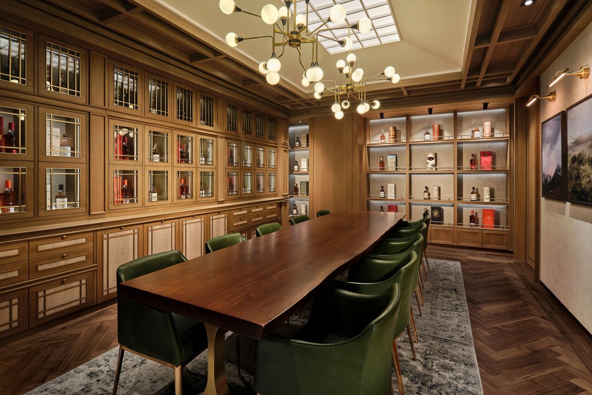 서울신라호텔 ‘더 시스틸러스 라이브러리’                         사진제공｜신라호텔