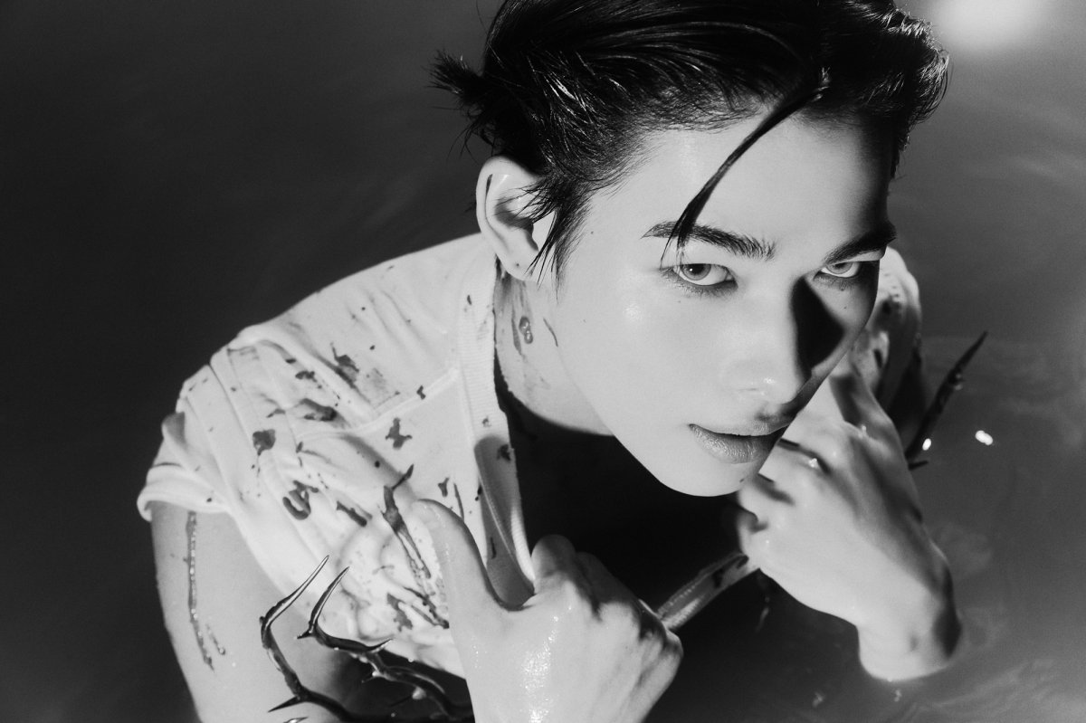 엔하이픈의 새 앨범 ‘DESIRE UNLEASH’ 마인드 버전 콘셉트 사진 속 니키. 사진제공 | 빌리프랩