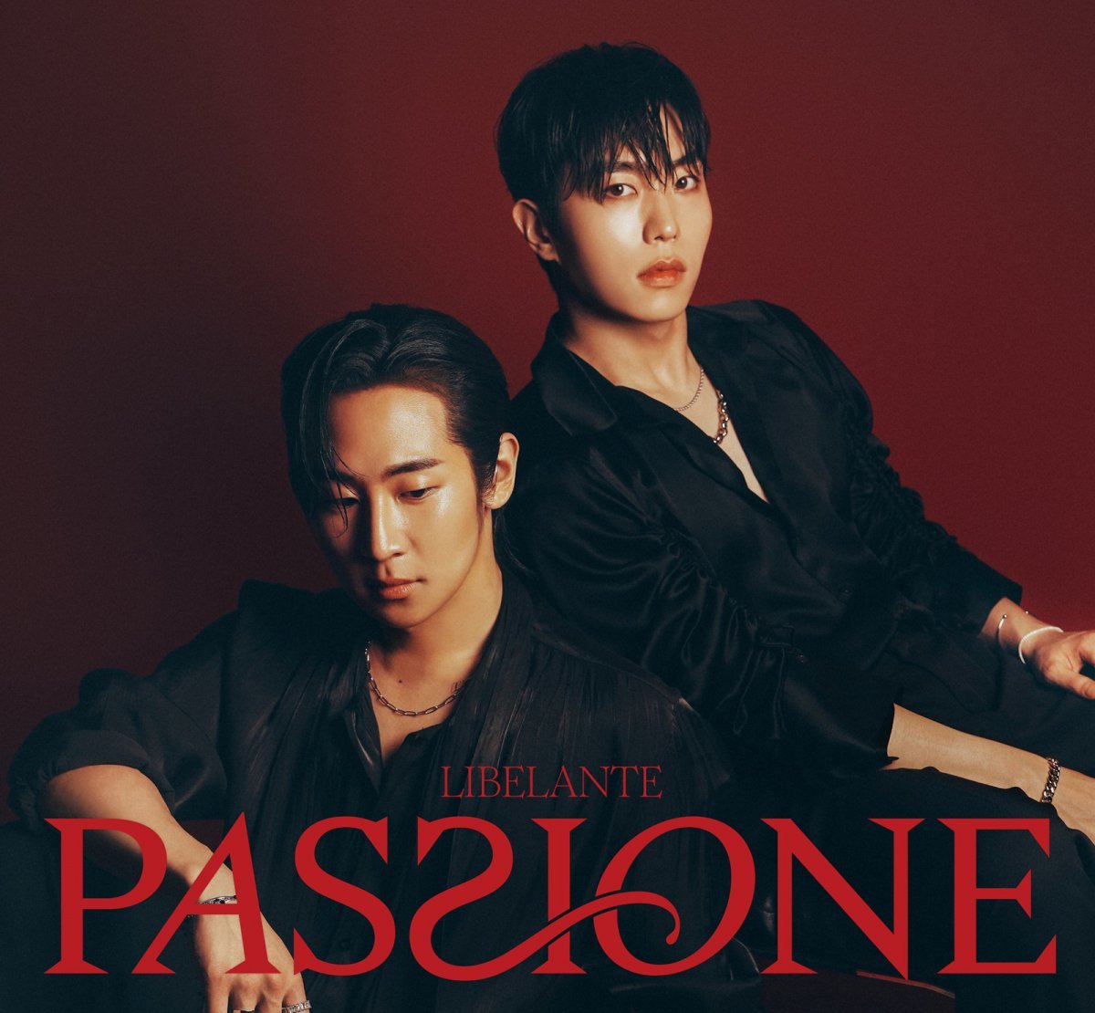 리베란테 싱글 ‘PASSIONE’ 커버 이미지. 사진제공ㅣEMK엔터테인먼트