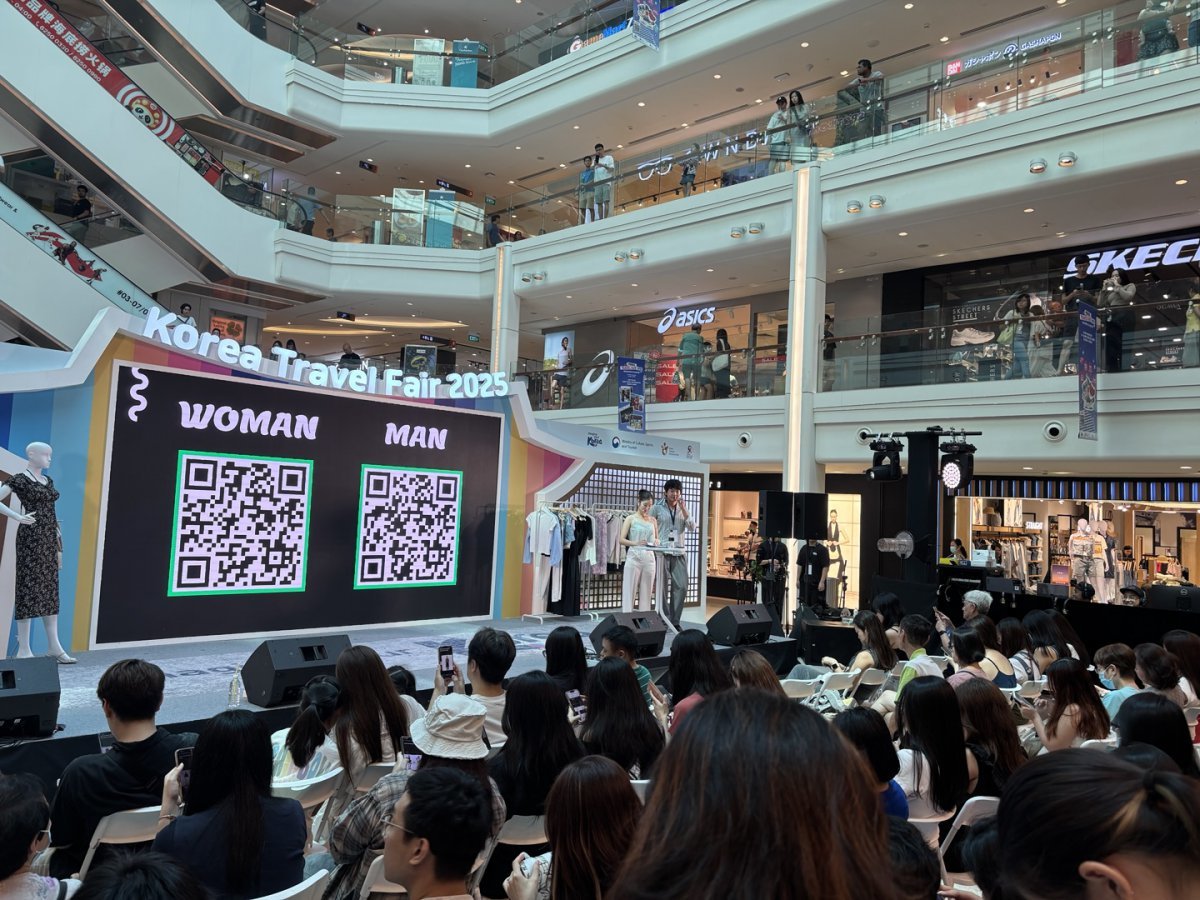 한국관광공사가 싱가포르에서 개최한 ‘K-관광 로드쇼’의 퍼스널쇼퍼의 K-패션 트렌드 워크숍 사진제공|한국관광공사