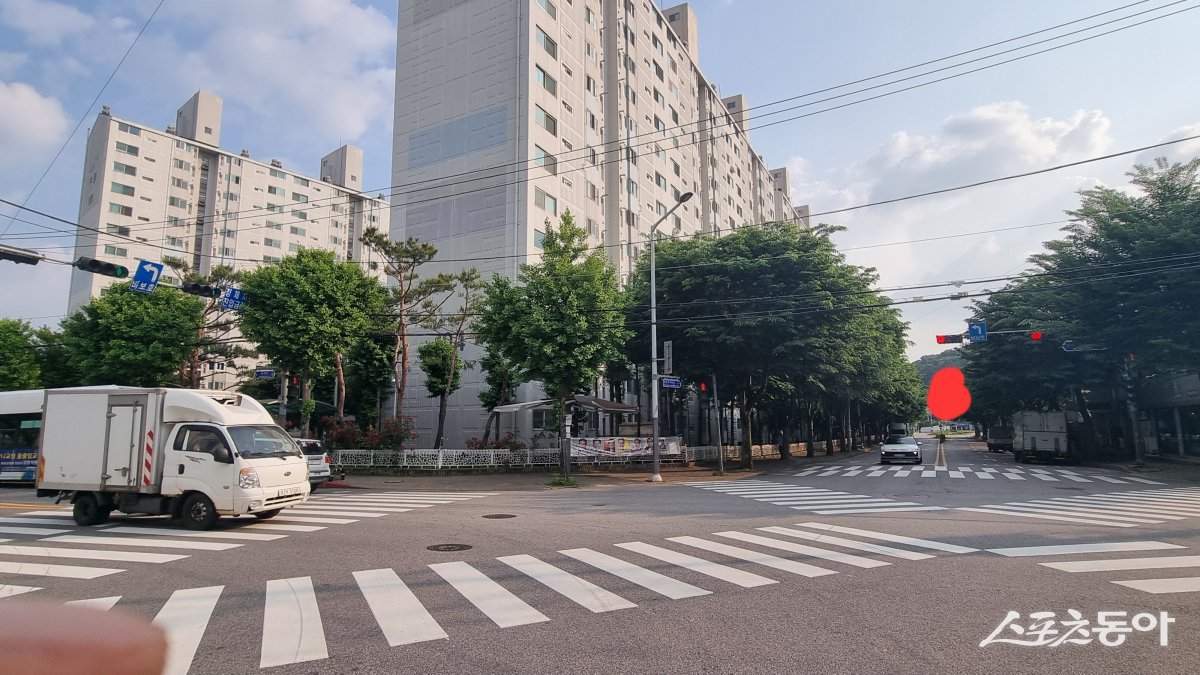 사진속에 우측 빨강색 부근이 의료부속시설 장례식장 허가 신청된 예정지 모습. 사진 ㅣ고성철 기자