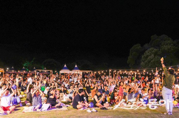 성주군이 2024년 당시 ‘트윙클 성주(Twinkle Seongju)!’ 야간관광 컨텐츠를 운영하고 있는 모습. 사진제공｜성주군