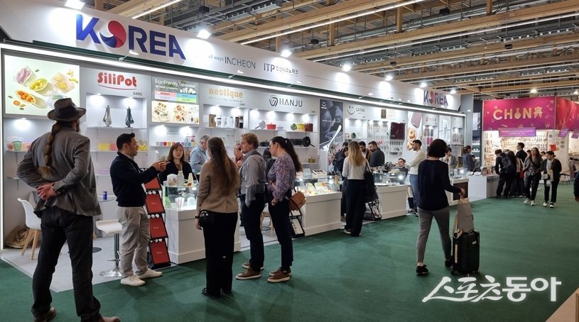 인천 소재 중소기업이 ‘2025 해외전시회 단체참가 지원사업’을 통해 2025년 2월 7일부터 11일 독일 프랑크푸르트에서 열린 소비재전에 참가하고 있다. 사진제공｜인천시