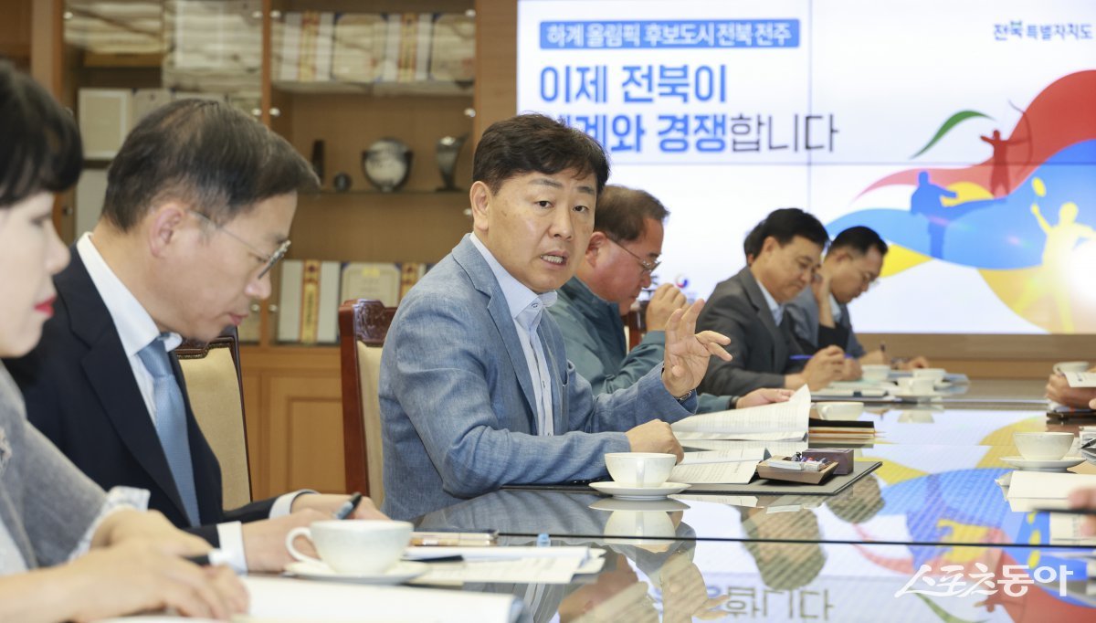 김관영 전북자치도지사가 4일 오전긴급 간부티타임을 통해 이재명 대통령 당선에 따른 새정부의 주요 정책방향, 국정과제 반영 및 국가예산 대응 전략을 점검했다.