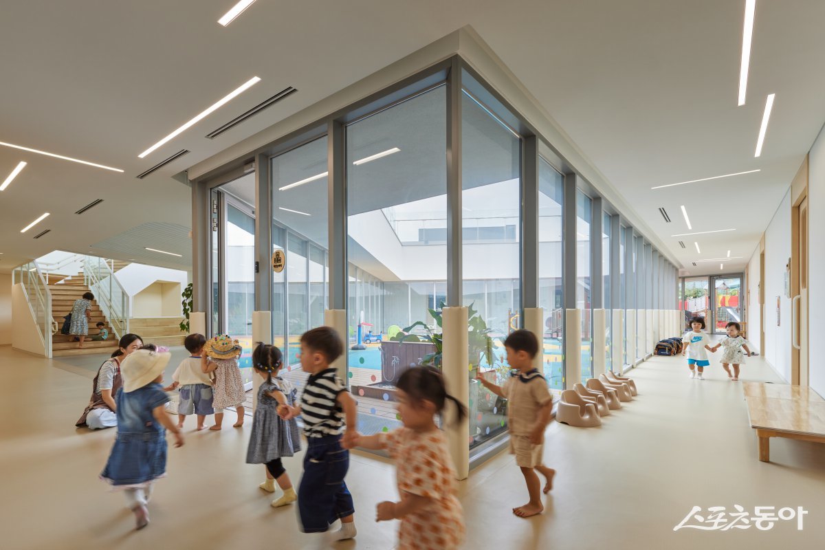 화성특례시 아이들이 어린이집에서 돌봄을 받고 있다. 사진제공｜화성시