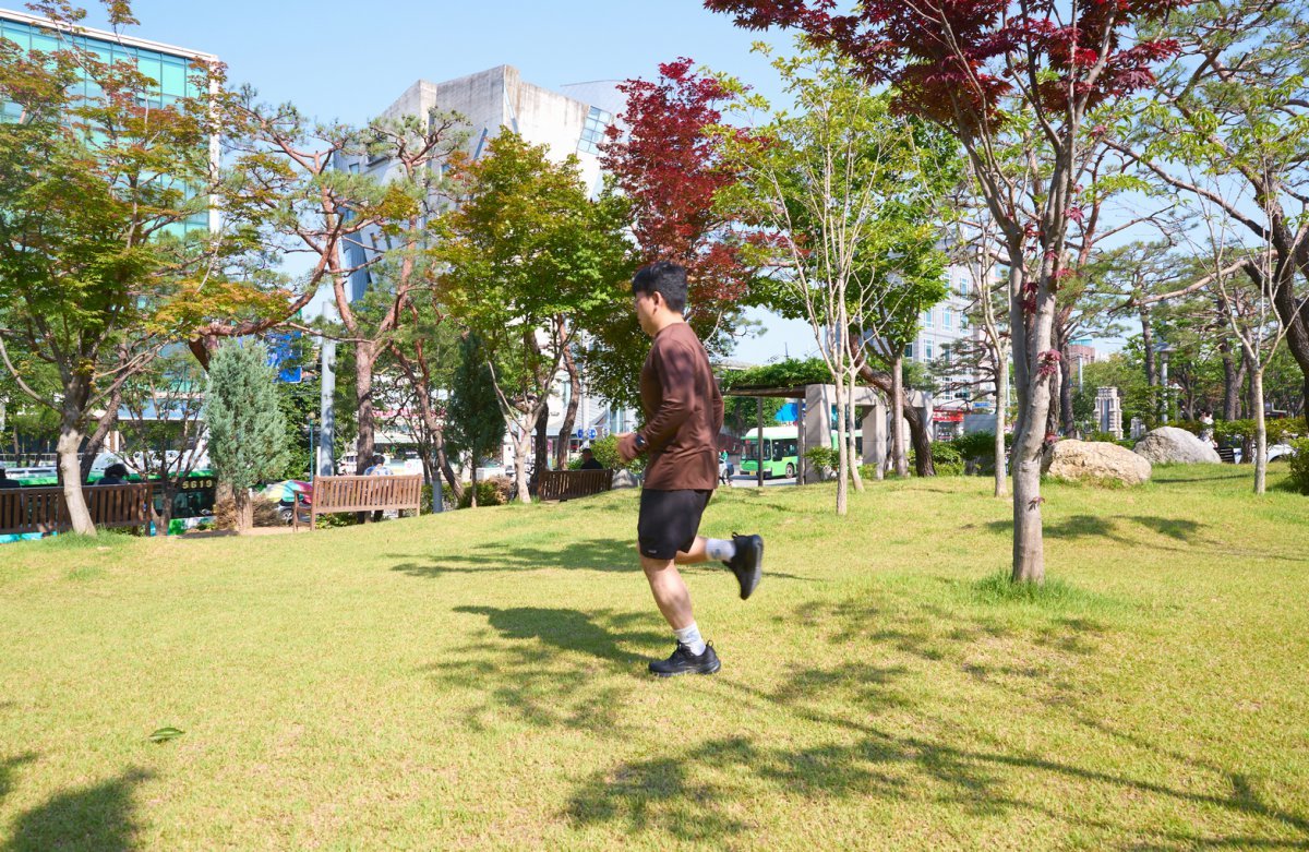 러닝 후 고관절 통증이 생긴다면 반드시 전문의의 진료가 필요하다 사진제공|고려대구로병원