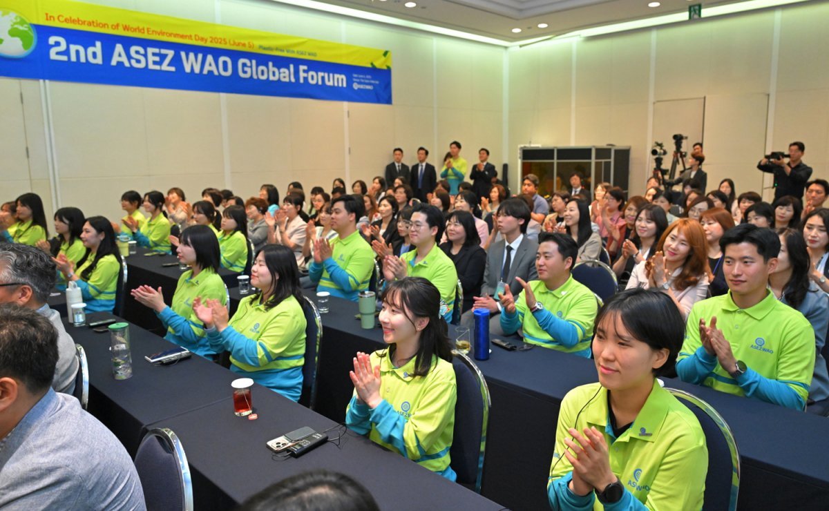 ‘제2회 ASEZ WAO 글로벌 포럼’은 ASEZ WAO 회원과 각계각층 인사 및 환경에 관심이 많은 청년들이 참여해 활력이 넘쳤다. 