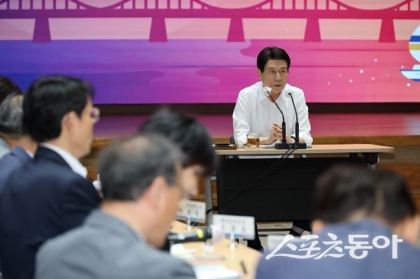 포항시가 5일 시청 대회의실에서 6월 확대간부회의를 실시하고 있는 모습. 사진제공|포항시