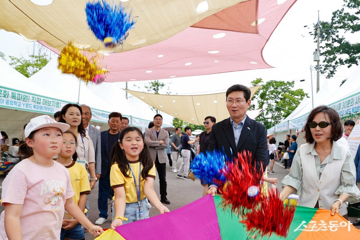 용인특례시(시장 이상일)는 고려시대 대몽 항쟁의 승리인 ‘처인승첩’을 기념하고, 김윤후 승장과 처인부곡민의 호국정신을 기리는 ‘제34회 처인성문화제’를 지난 6월 7일 처인구 남사읍 처인성 일원에서 성황리에 개최했다. 사진제공｜용인시