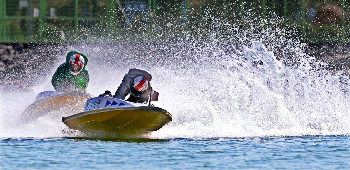 하남시 미사경정공원에서 매주 수, 목에 진행하는 경졍 경주 모습. 2002년 시작한 대한민국 경정이 18일 23주년을 맞는다 사진제공|국민체육진흥공단