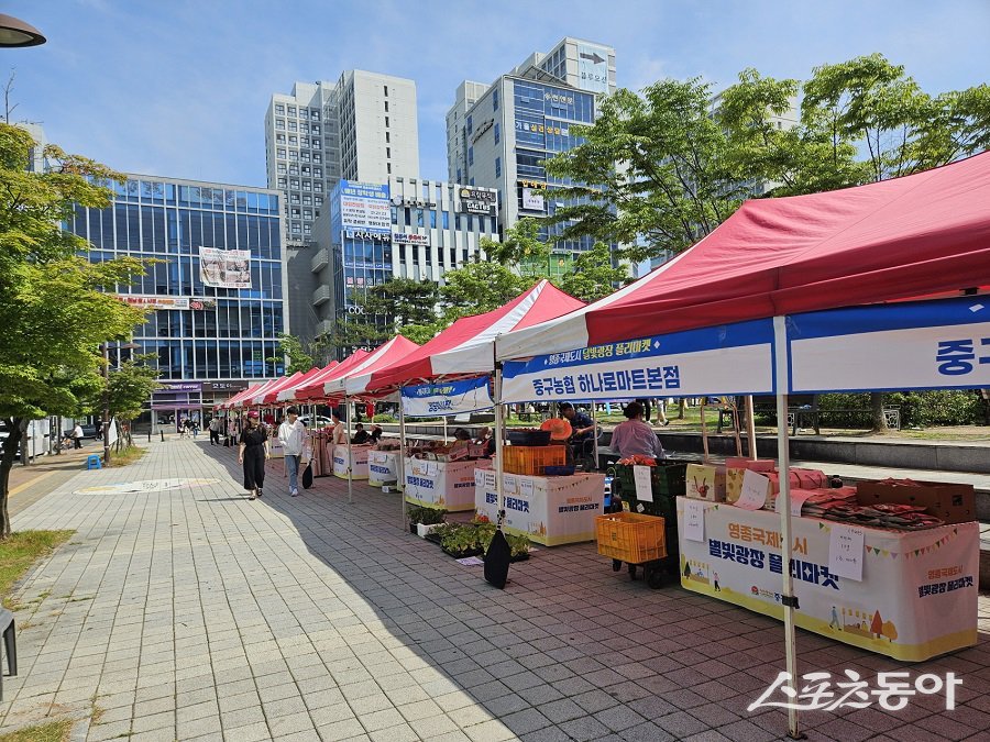 인천 중구, 영종국제도시 주민들 위한  2025 별빛광장 플리마켓를 개장했다. 사진제공｜인천 중구청