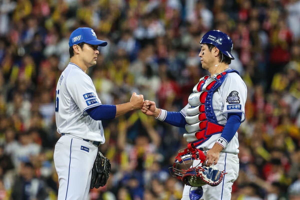 삼성 임창민(왼쪽)은 9일 1군 엔트리에서 빠졌다. 지난해 홀드 2위에 오를 만큼 위력적인 구위를 뽐냈지만, 올해는 고전하는 중이다. 사진제공|삼성 라이온즈