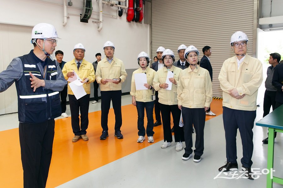 김포시의회, 도시환경위원회는 김포한강차량기지를 방문했다. 사진제공｜김포시의회