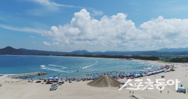 경상북도 영덕군 고래불해수욕장 광경. 사진제공 ㅣ 경북도