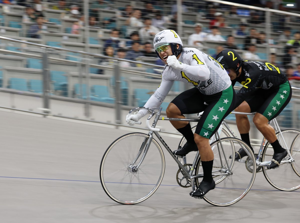 5월 대상 경륜 우수급 결승에서 우승한 임재연. 7월부터 다시 특선급에서 뛴다    사진제공｜국민체육진흥공단