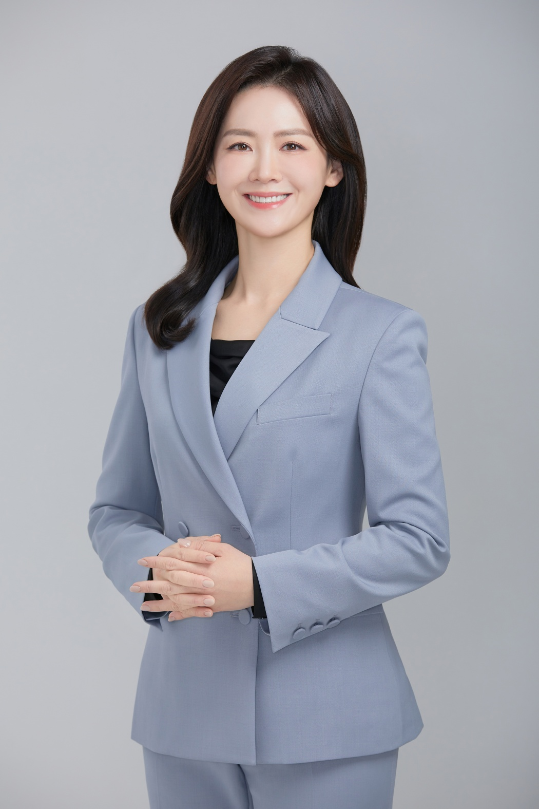 이수경 대한빙상경기연맹회장이 23일 2026밀라노-코르티나동계올림픽에 나설 한국선수단의 단장으로 내정됐다. 대한체육회는 그가 피겨스케이팅 선수 은퇴 후 국제심판, 국내외 스포츠단체 임원 등을 두루 역임하며 왕성한 활동을 한 사실을 높게 평가했다. 사진제공│대한체육회