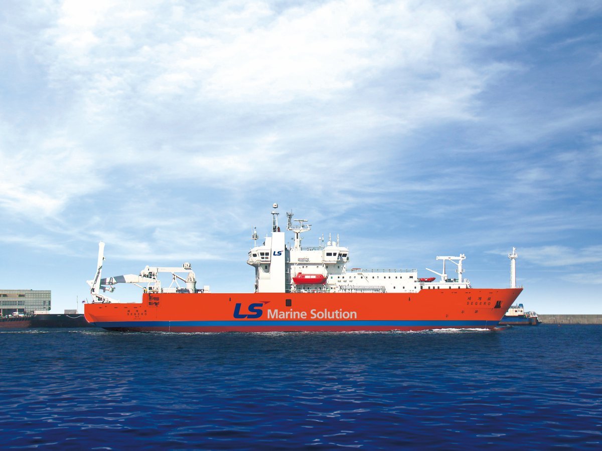 LS마린솔루션의 해저통신케이블 포설선 세계로호. 사진제공 |LS마린솔루션