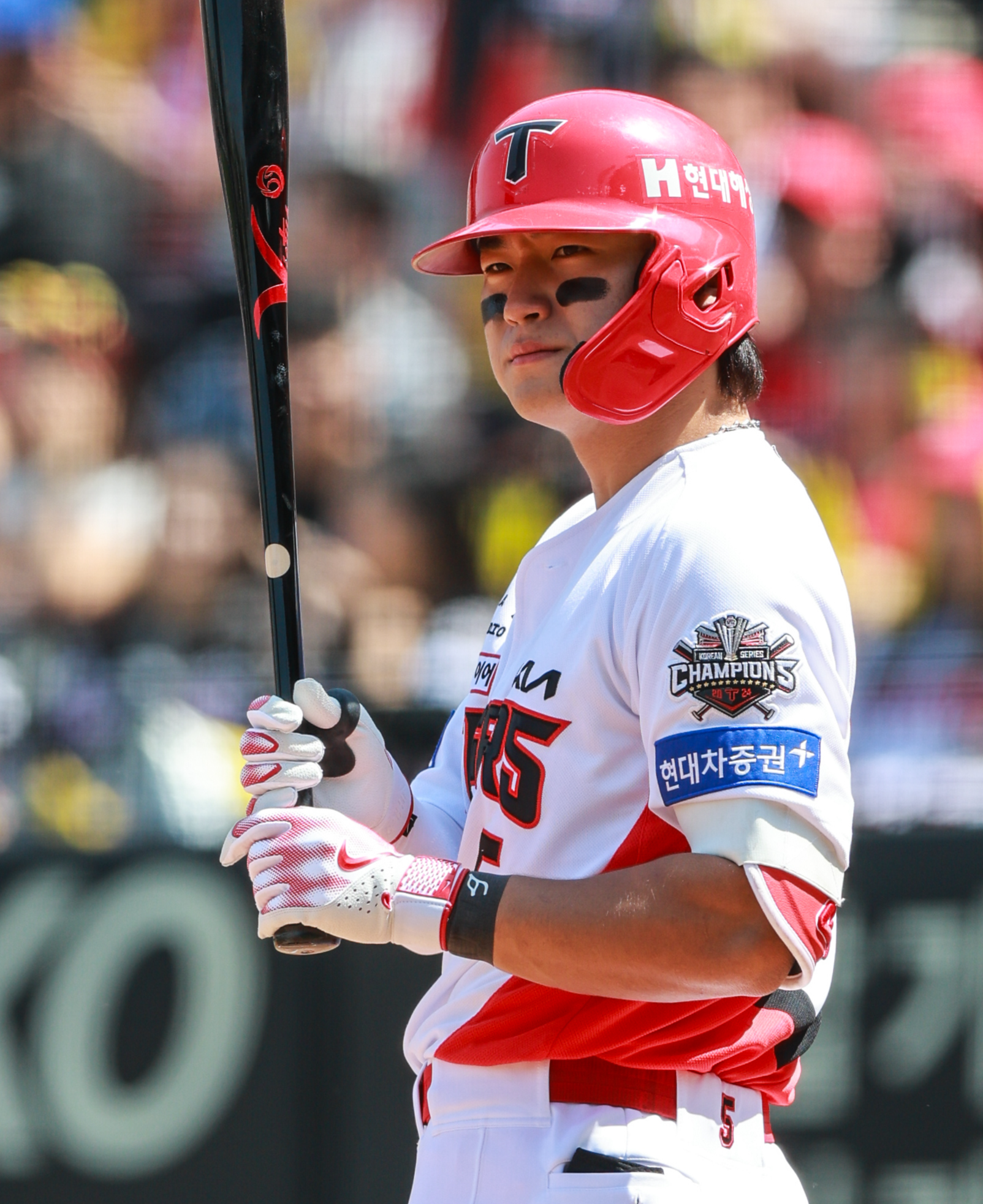 KIA는 이번 프리에이전트(FA) 시장에서 박찬호와 최형우라는 핵심 야수 전력을 잃었다. 명가 재건을 위해선 올해 부상으로 제 몫을 하지 못한 김도영의 부활이 절실하다. 사진제공|KIA 타이거즈