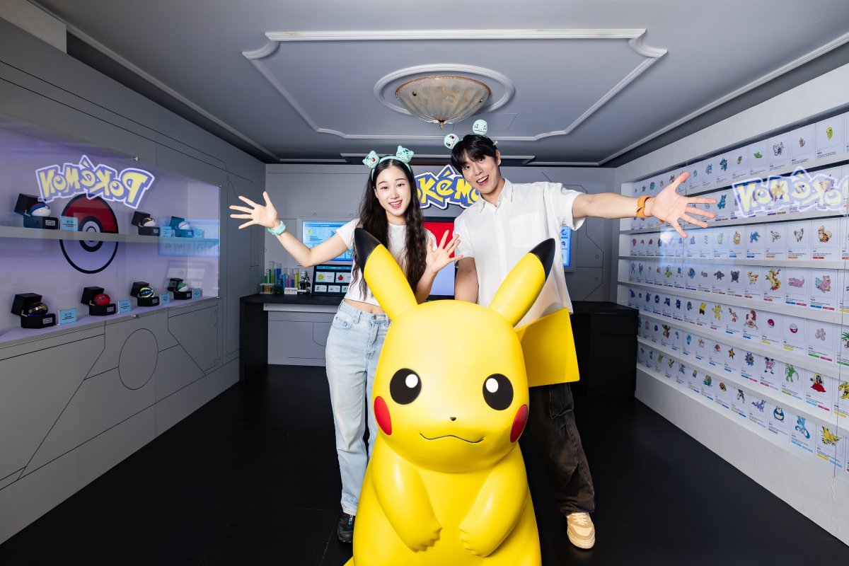롯데월드 어드벤처의 포켓몬 신규 체험 콘텐츠 중 매직캐슬 2층에 조성한 포켓몬연구실      사진제공｜롯데월드 어드벤처