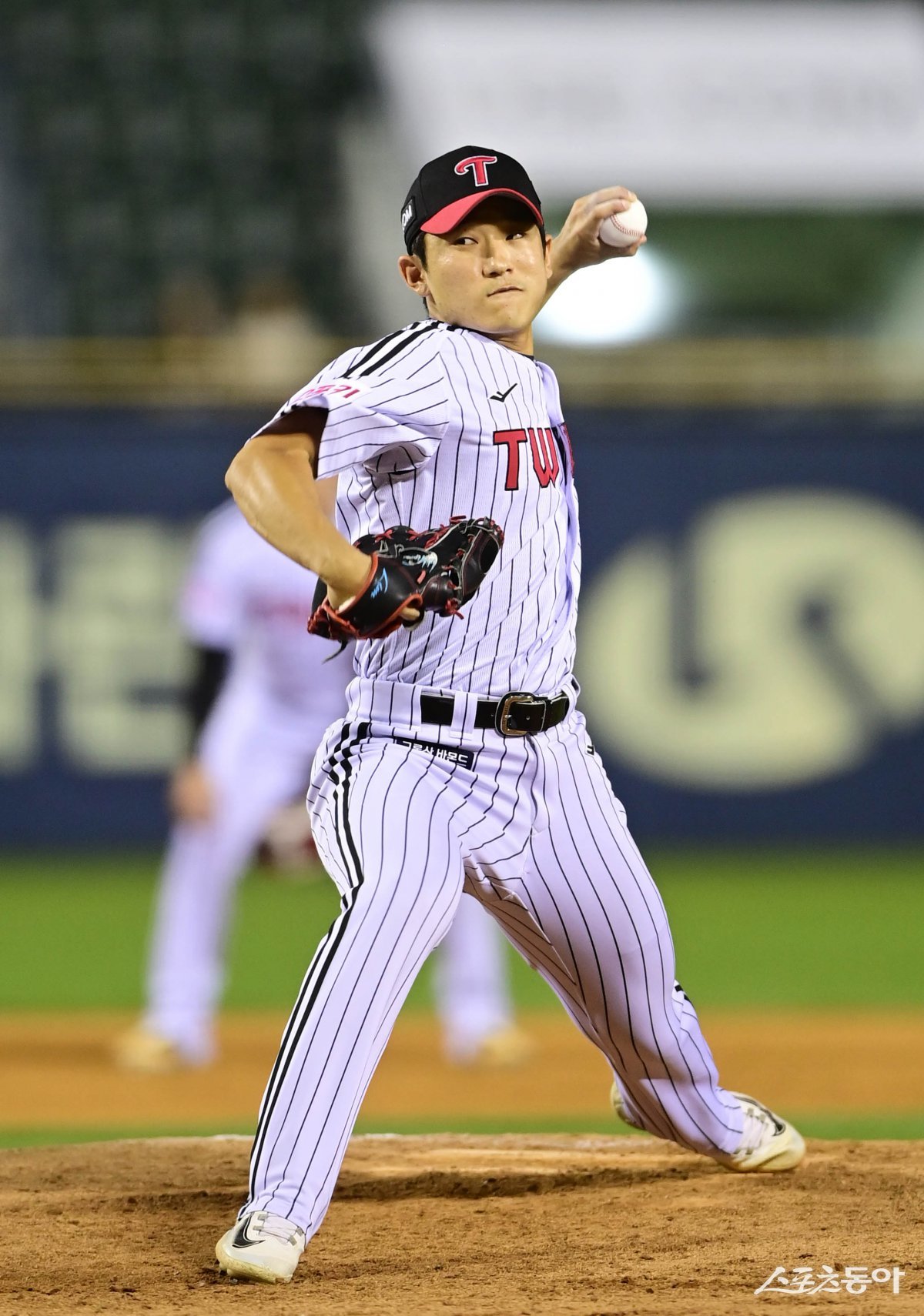 KT 유니폼을 입게 된 임준형. 스포츠동아DB