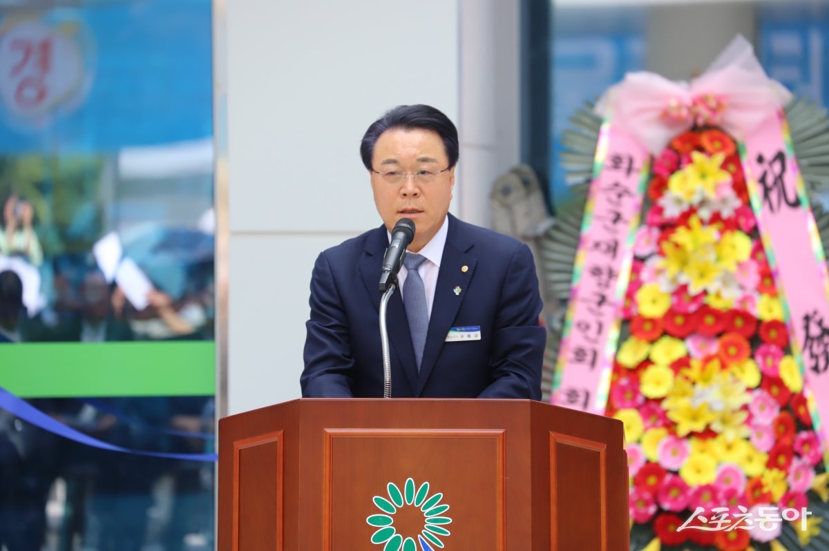 구복규 화순군수가 27일 어울림센터 준공식에서 인사말을 하고 있다. 사진제공=박성화 기자