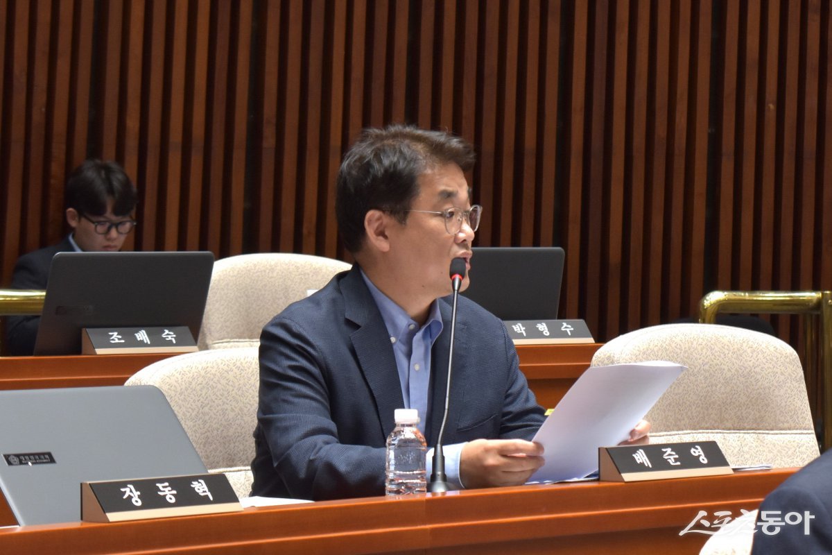 배준영 국회의원(인천 중구·강화군·옹진군)이 지난 30일 예산결산특별위원회에 참석해 최근 불거진 북한 핵 폐수 방류 의혹에 대한 조속한 실태조사와 더불어, 1년 넘게 지속된 북한의 대남 소음방송으로 피해를 입은 접경지역 주민들을 위한 피해보상안을 신속하게 마련할 것을 강력히 촉구했다. 사진제공｜배준영 국회의원