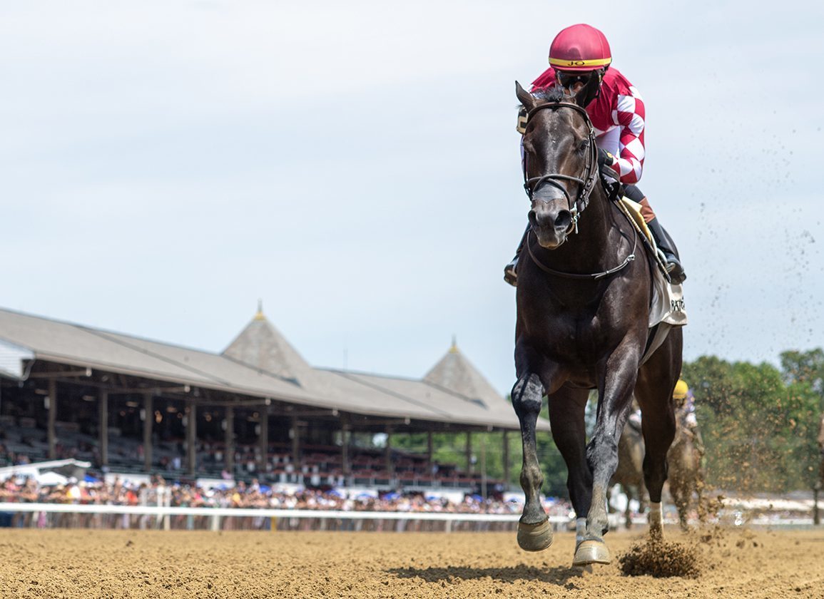 뉴욕에서 열린 신마 경주에서 압승을 거두며 ‘라이징 스타’로 선정된 유잉. 사진출처 | TDN