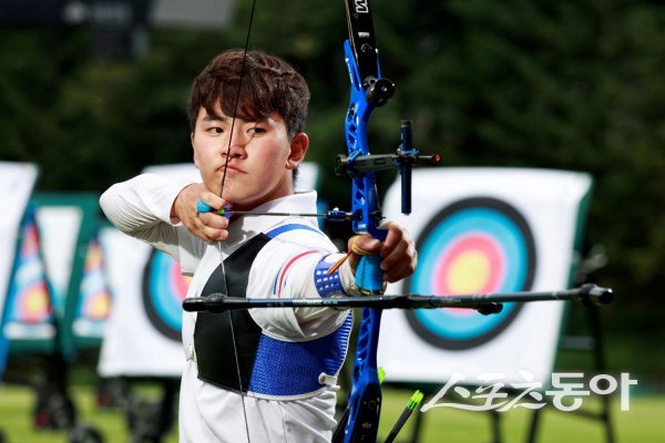 예천군청 소속 양궁 김제덕 선수가 각종 세계대회에서 우수한 성적을 올리며 국위선양을 하고 있다. 사진제공 ㅣ 예천군